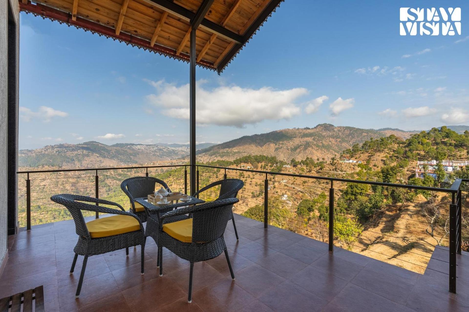 Stayvista At Amulyam Villa With Lawn & Bonfire Mukteshwar Exterior photo